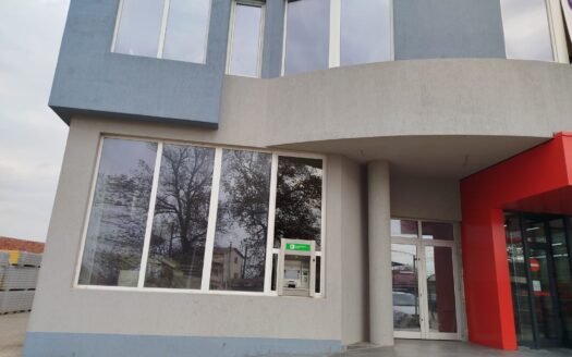 Се изнајмува деловен објект во Петровец