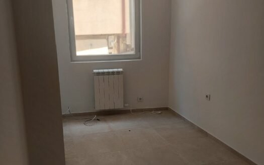 Се изнајмува деловен објект од 50 м²