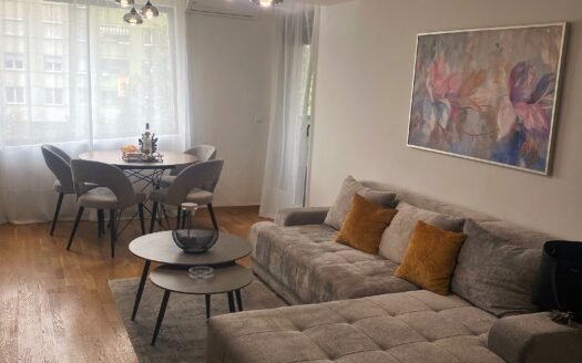 Се изнајмува нов модерен стан во зграда BISI, Карпош