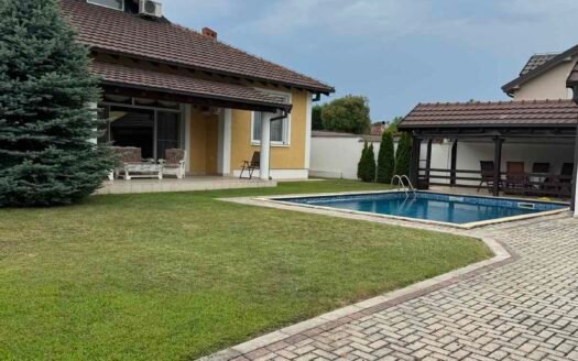 Луксузна куќа со базен на продажба – Бардовци, Скопје