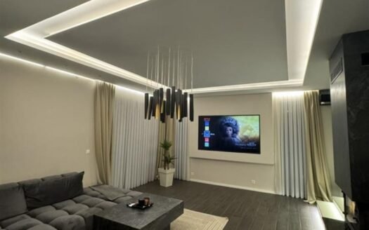 Ексклузивна луксузна вила во Жданец 